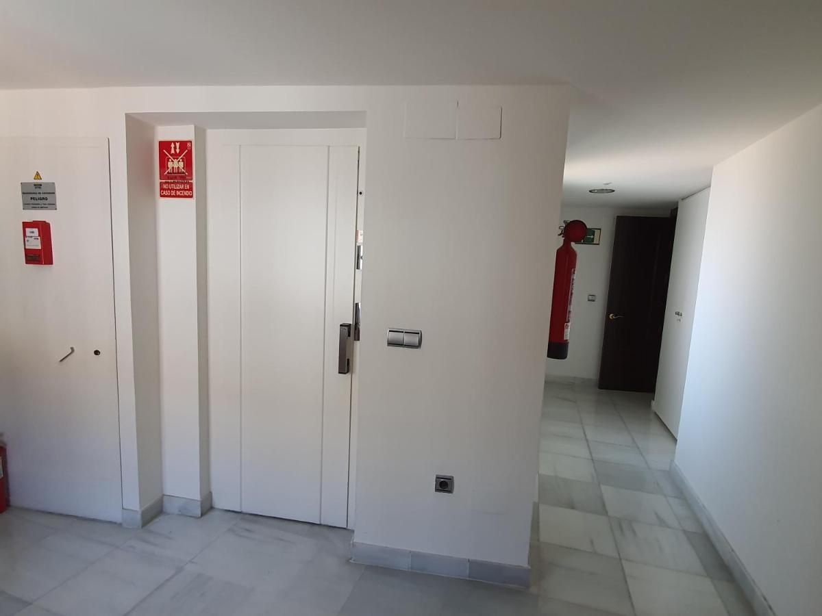 Apartamentos Torre De La Mezquita Córdoba Exteriör bild